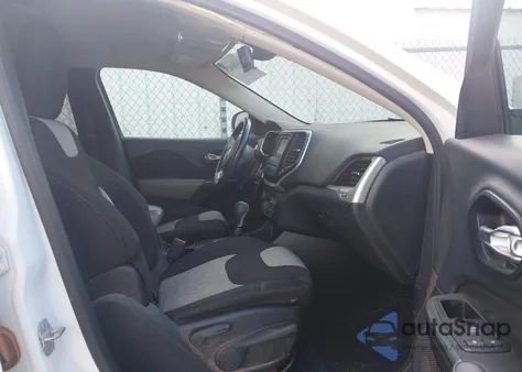 2014 Jeep Cherokee Latitude z USA, uszkodzony, nr VIN 1C4PJLCB8EW186854